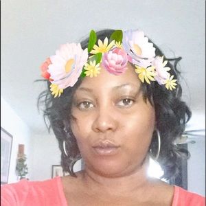 Meet your Posher, Dionne